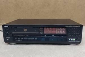 ★ジャンク品★SONY　CDP-555ESD　ソニー　CDプレーヤー　★電源OK・トレイ開閉OK・再生NG★