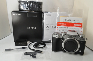 ★★極上品 FUJIFILM X-T4 ボディ シルバー w/Box♪♪#5981