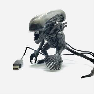 訳あり 映画 エイリアン フィギュア USB ライト 点灯 ビッグチャップ ALIEN ギーガー リドリースコット ウォーリアー キューブ