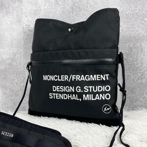 極美品 MONCLER モンクレール フラグメント ショルダーバッグ サコッシュ ナイロン レザー 斜め掛け 肩掛け メンズ ステッチ 黒 デカロゴ