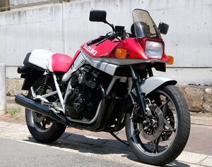 1992年モデル GSX1100S KATANA カタナ 逆車 フルパワー ほぼオリジナルコンディション 極めて美車 車検7年4月迄 前後タイヤ新品で納車