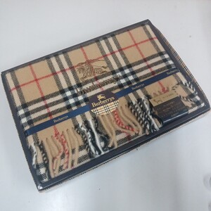 バーバリー ひざ掛け ブランケット　ウール100% BURBERRY　新品未使用　ベージュ　チェック柄　65×120cm