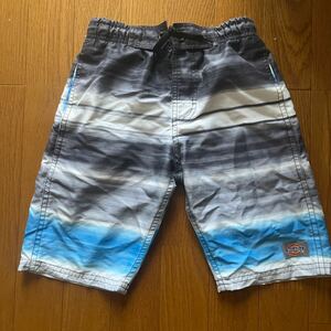 キッズ　ジュニア　ハーフパンツ 水着　男の子　夏　海プール　130 Dickies ショートパンツ