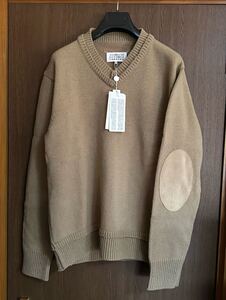 S新品52%off メゾンマルジェラ エルボーパッチ ニット セーター ダークベージュ V 長袖 23AW S Maison Margiela 4 14 メンズ レディース