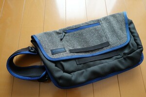 TIMBUK2 ティンバック2 カタパルトスリング メッセンジャーバッグ