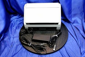 ◆スキャン枚数23,689枚◆ EPSON/エプソン A4カラー対応 高速シートフィードスキャナー ★DS-530/USB3.0ケーブル付★ 在194S