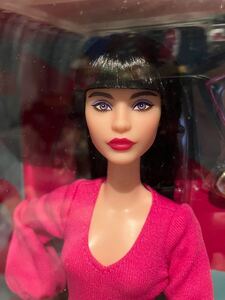 バービー　Barbie モデル ＃19 LOOKS 新品未使用未開封　マテル MATTEL シグネチャー　SIGNATURE 