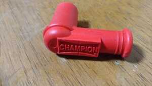 チャンピオン CHAMPION プラグキャップ スレッド 赤 新品