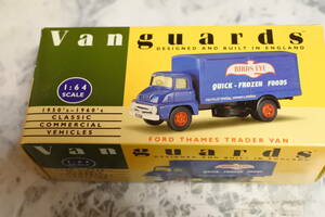  コーギーVANGUARDS 　FORD　THAMES　トレダーバン　未使用未開封　英国製　1/64