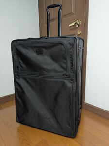 TUMI 22028DH 28インチ 2輪キャスター付きラゲージ ガーメントバッグ スーツケース トランク キャリー