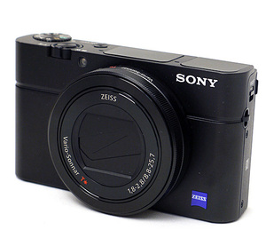 【中古】SONY製 Cyber-shot DSC-RX100M3 ブラック 2010万画素 液晶画面いたみ [管理:1050025019]