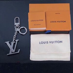 ルイヴィトン LOUIS VUITTON キーホルダー キーリング LV M65071 シルバー