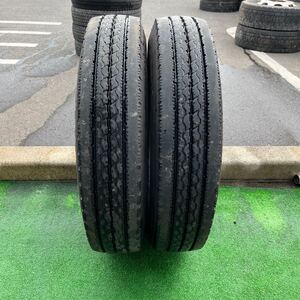 700R16 12PR, BRIDGESTONE, R205 中古タテ溝　激安美品　　2本セット：14500円