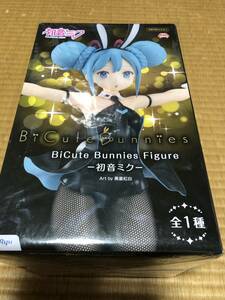 初音ミク　BIcute Bunnies figure アミタイツ