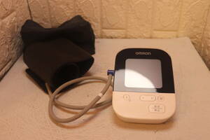 OMRON オムロン 家庭用 上腕式血圧計 スタンダード19シリーズ HCR-7501T 自動電子血圧計 動作確認済み