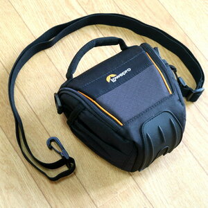 ★美品★Lowepro Adventura TLZ20 Ⅱ/1.6L/カメラバッグ/ほぼ未使用/アドベンチュラ/カメラポーチ/小型Aps-cミラーレス機などに！