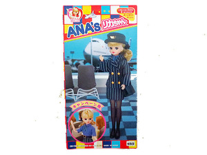 新品 タカラ　ANA′s　リカちゃん 全日空 キャビンアテンダント スチュワーデス