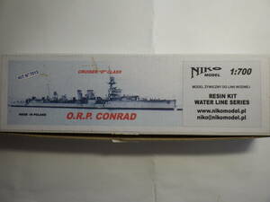 ニコモデル製1/700ポーランド海軍軽巡洋艦コンラッド(O.R.P. CONRAD, HMSダナエ級貸与艦)