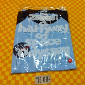 ★75-011- PUFFY パフィー Ｔシャツ【 2001：a halfway of space odyssey 】【 中 】コンサート　ツアー　グッズ