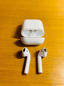 ●Apple アップル AirPods エアポッズ 第1世代 A1602 A1523 A1722 ワイヤレスイヤホン 通電のみ確認済み