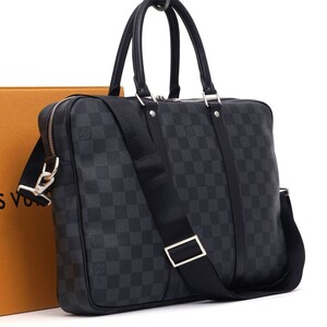 【極美品】 ルイヴィトン Louis Vuitton ダミエ グラフィット ポルトドキュマン ヴォワヤージュ PM 黒 ビジネスバッグ メンズ 2216