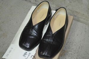 ルメール　LEMAIRE　FLAT PIPED SLIPPERS FO0006 LL0012 スリップオン　シューズ靴　レザー　スリッパ-37 D5548