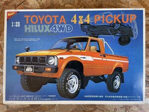 未組立 NICHIMO TOYOTA 4x4 ピックアップ　ハイラックス 4WD 1/20 ニチモトヨタ車プラモデル 当時物 希少キット ランドクルーザー