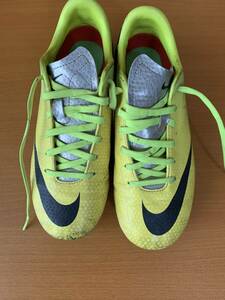 ★ナイキ（NIKE）　MERCURIAL　21　サッカーシューズ★