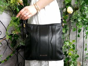 ●超美品●BVLGARI ブルガリ●B-ZERO1●ロゴ金具●カーフ レザー 本革●ショルダー バッグ●黒●ゴールド金具●斜め掛け●かばん●Js47509