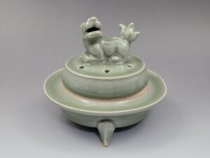 青釉 神獣蓋 三足香炉 時代唐物 幅約13.8cm / 宋元時代 薫香 香道具 仏具 茶道具 煎茶具 唐物 古董 古玩