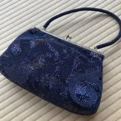 本日までの出品【美品】ネイビー ビーズ パーティ ーバッグ