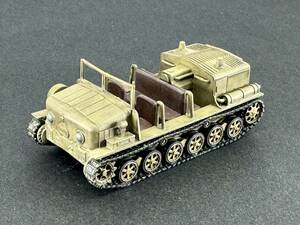 1/72　JPN10 72 九八式６トン牽引車（ロケ車）