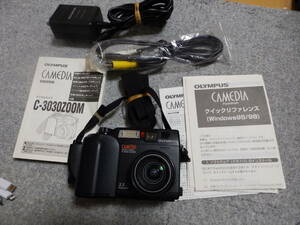 ★☆OLYMPUS オリンパス CAMEDIA C-3030 ZOOM 単三電池式 デジカメ デジタルカメラ 動作確認済み☆★