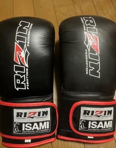 【美品・送料無料】ISAMI イサミ　RIZIN スパーリンググローブ　16オンス　黒