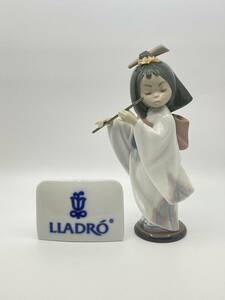 *＊ LLADRO リャドロ ＊* PLAYING THE FLUTE フィギュリン No. 6150 プレーイング ザー フルート　*L81