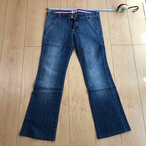 ★☆★送料込み！ ROXY roxy jean 刺繍入りデニム ジーンズ ★☆★