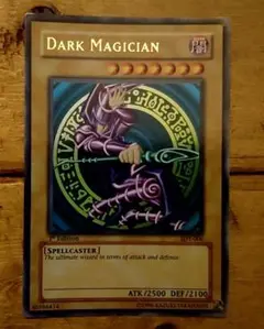 【美品】ブラックマジシャン DARK MAGICIAN SDY-006