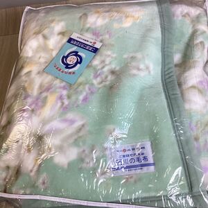 k1349 西川 アクリルニューマイヤー毛布 日本製 140×200cm ご家庭で洗える毛布 花柄 タグ付き