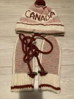 (ほぼ新品)ROOTS CANADA ルーツのニット帽子と手袋セット