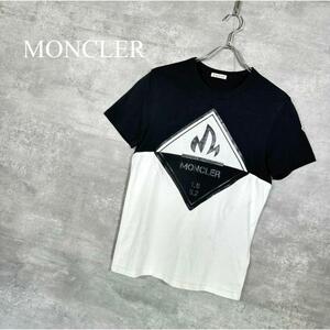 『MONCLER』モンクレール (XS) ロゴワッペン付き Tシャツ