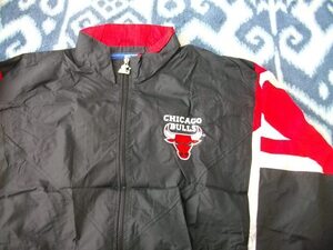 シカゴ ブルズ フード付きウインドブレーカー 極美品 表記L Chicago Bulls NBA STARTER製 スターター Michael Jordan マイケル ジョーダン