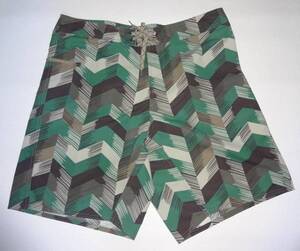 送料込み!! PATAGONIA Wavefarer Board Shorts 緑系 36 新品