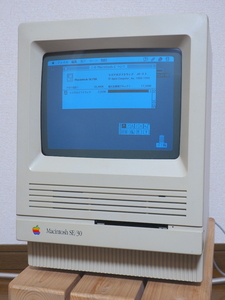 Macintosh SE/30 コンデンサ交換済 新品内蔵電池 動作品
