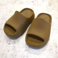 adidas YEEZY SLIDE OCHRE KANYE WEST 16cm