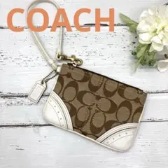 可愛い❣️COACH コーチ小さめポーチブランドレディースシグネチャー柄