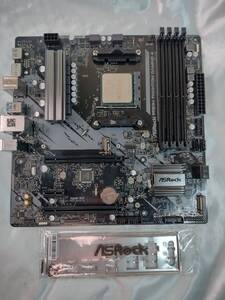 中古動作品：ASRock B550M Phantom Gaming 4 +Ryzen7 3700X（最新BIOS）