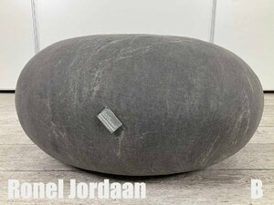 A）Ronel Jordaan/ロネル・ヨルダーン■Rock Cushions / ロッククッション■L