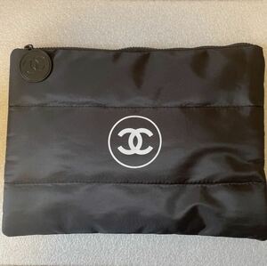 新品未使用　 シャネル ノベルティ ビッグ　ポーチ　黒　ブラック　バッグ　CHANEL マルチケース