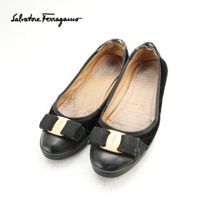 Salvatore Ferragamo サルヴァトーレフェラガモ ヴァラ フラットシューズ ラウンドトゥ リボン ベロア レザー 黒 ブラック /IC9