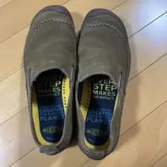 KEEN スエード スリッポン カーキ